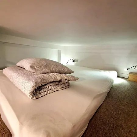 Cracow Vistula Boulevard #1 - Old Town